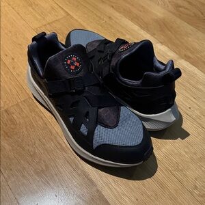 PATTA AIR HUARACHE "BLACK/COOL GREY"